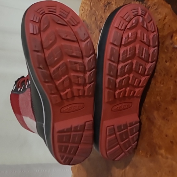 COPY - Size 7 Keen Elsa waterproof boots - Picture 9 of 12